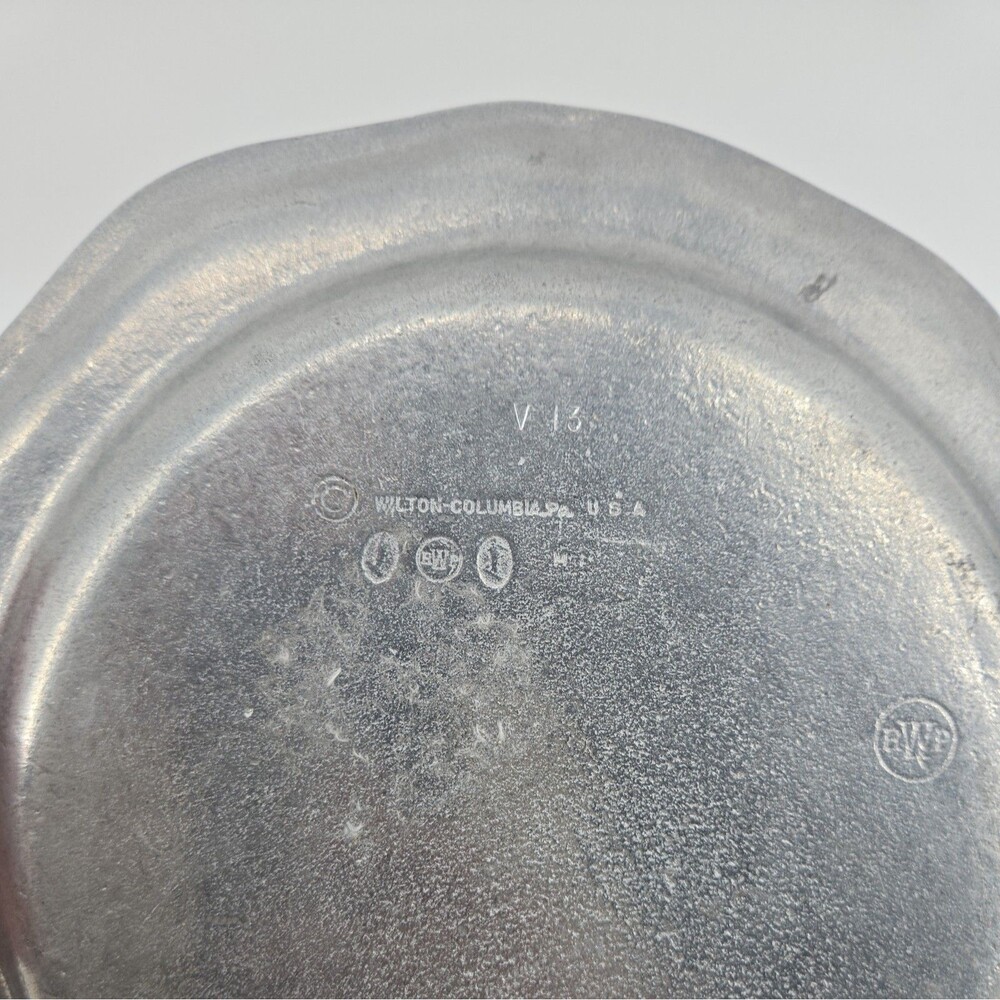 Wilton Columbia USA Pewter Plate Scalloped Decor Traditional Old Money House - Picture 5 of 7